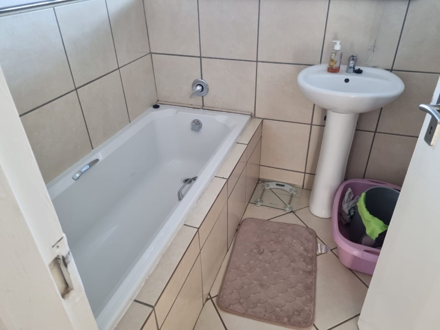 2 Bedroom Property for Sale in Raceway Free State
